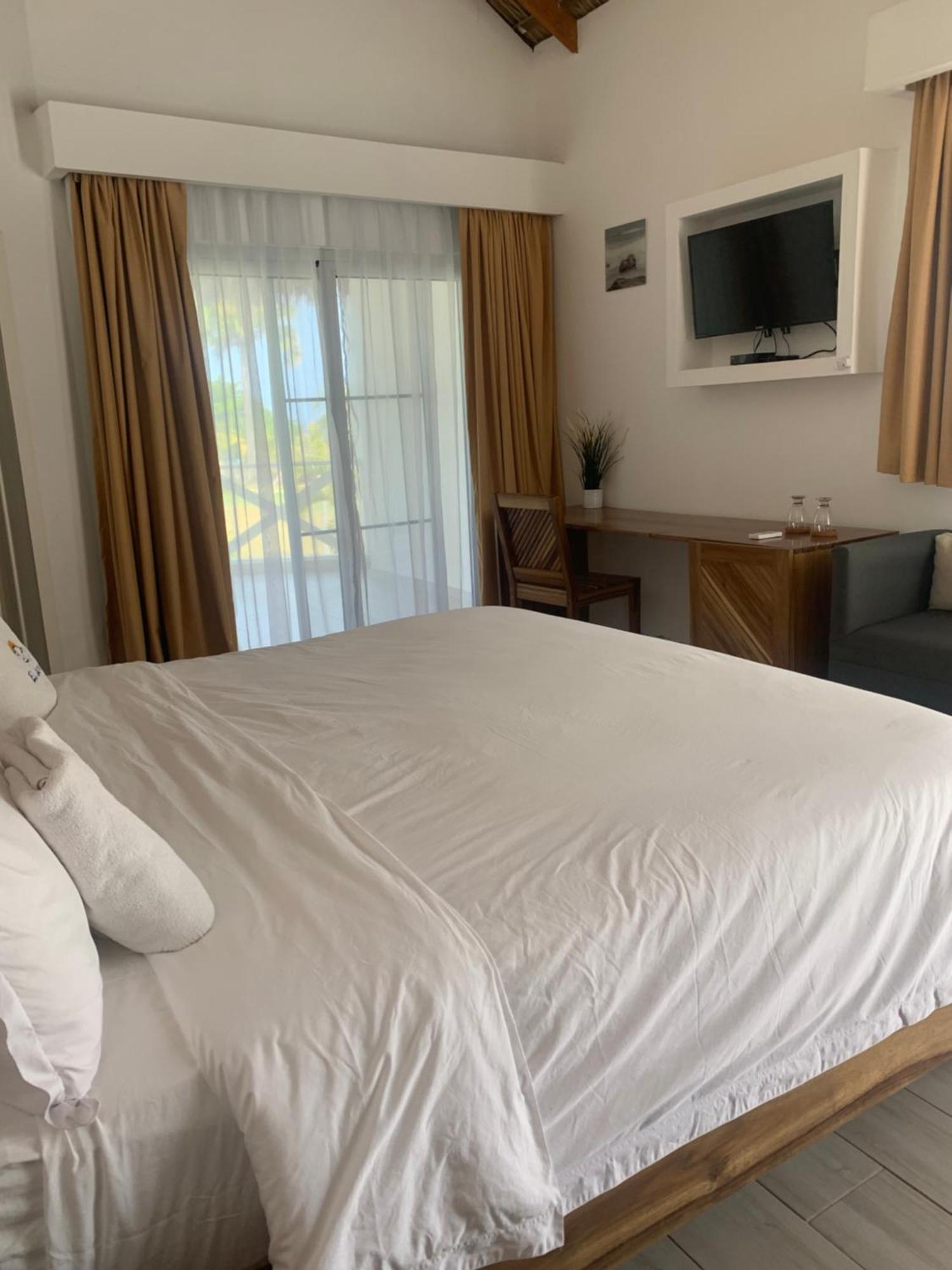 Hotel El Quemaito - Luxury Oceanfront Retreat Barahona Εξωτερικό φωτογραφία